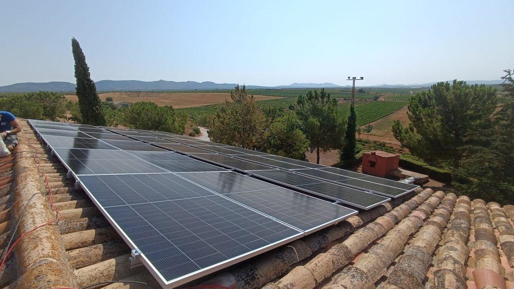 IE Rubio realiza el proyecto de Instalación fotovoltaica en la bodega Vera de Estenas (Utiel)